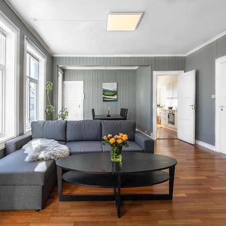 Sunny Apartment In Alesund City Экстерьер фото